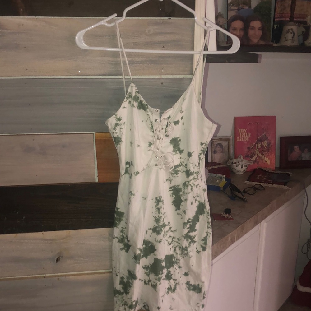 Beautiful dress with straps- small size